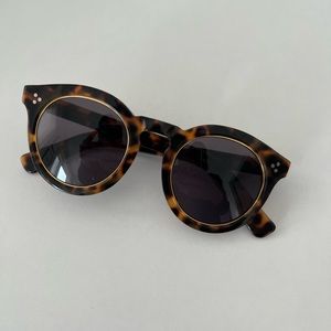 Illesteva Leonard II Ring Sunglasses